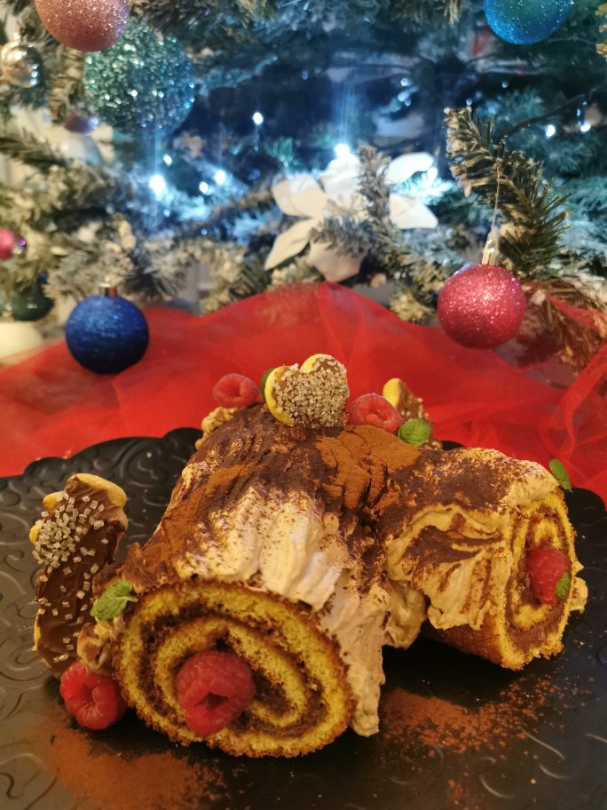 Tronchetto Di Natale Con Bimby.Tronchetto Di Natale Pasta Biscotto Bimby Zucchero E Valigia