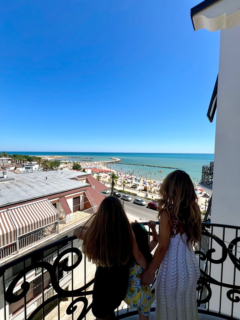 Sympathy Hotel Martinsicuro: Family Hotel sul mare 5 Sympathy Hotel Martinsicuro