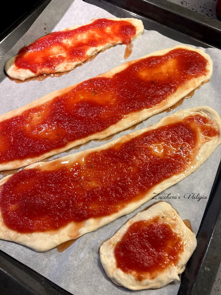 Lingue di Pizza croccanti senza lievito 8 lingue di pizza croccanti senza lievito